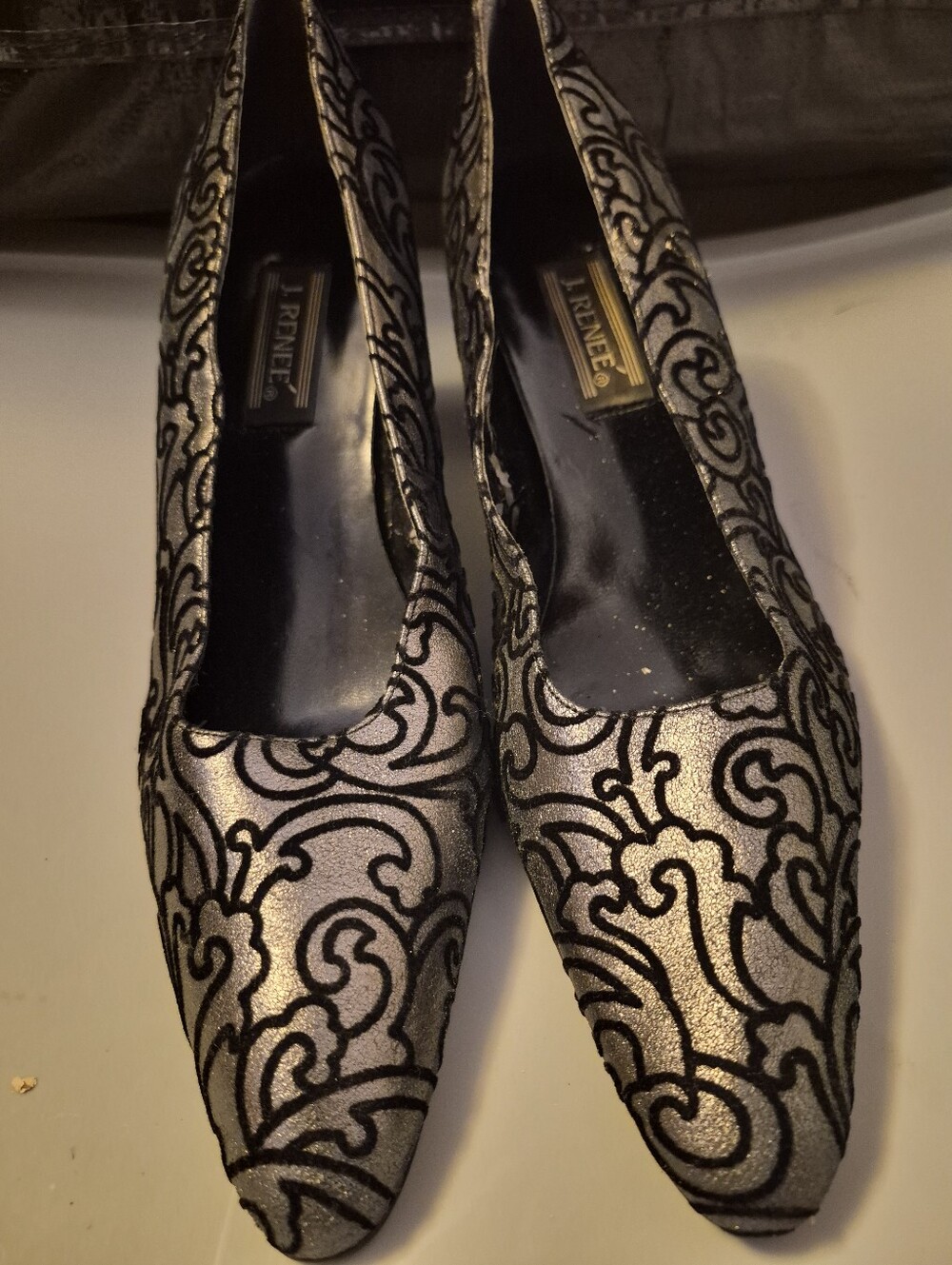 Nissi Creations Galore- Women's Shoes,Clothing,shoes,purses,jewerly Accessories - Picture 4 of 17